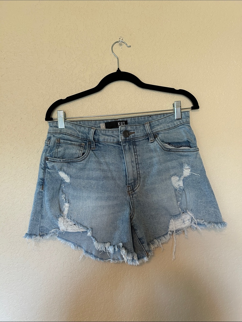 Kut from the Kloth Jane High Rise Long Distressed Denim Shorts Size 4